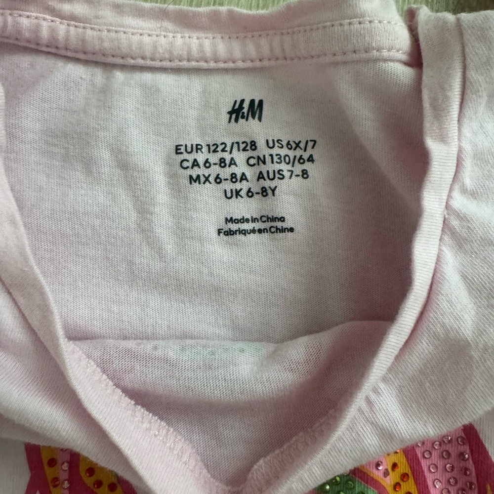 H&M tee bundle - Picture 8 of 10